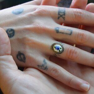 Vintage hand-painted sterling silver ring with abstract design, size 6